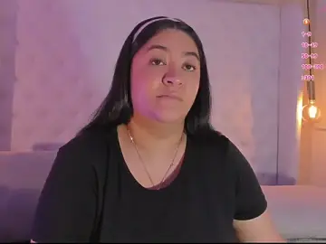 Leah_Bensson  live sex cam