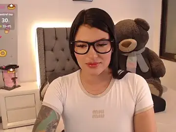 Nicols66  live sex cam