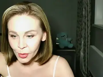 Olyverin  live sex cam