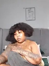 PearlSexxy69  live sex cam