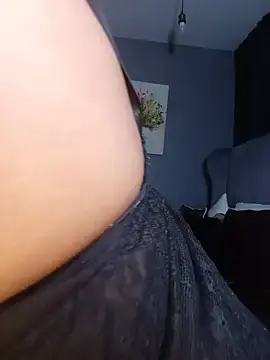 PearlSexy69-Vixen  live sex cam