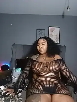 RealMsPEARLsEXY69  live sex cam
