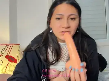 Lemtosh  live sex cam