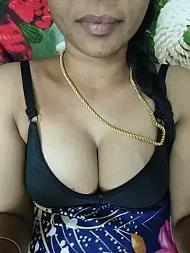 Radhasree143  live sex cam