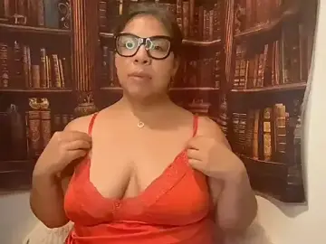 BettyWhispers  live sex cam