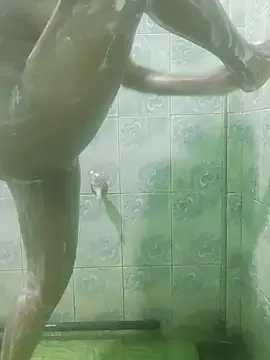 Buvi_less  live sex cam