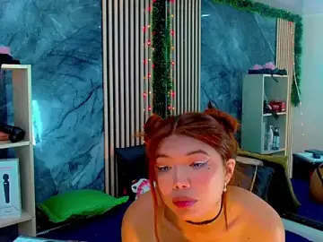 Cloelombard  live sex cam
