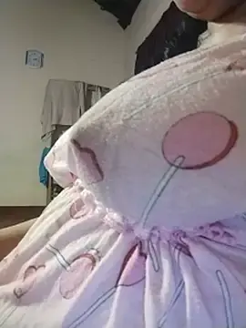 Tharu_sweet  live sex cam