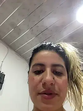 Candy_sr  live sex cam