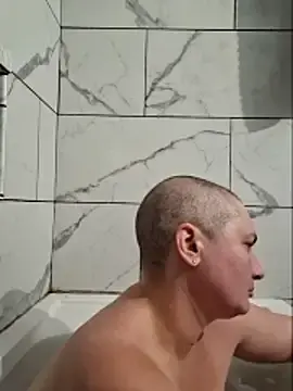 Emily33333  live sex cam
