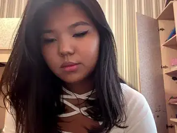 JohannaMickiewicz  live sex cam