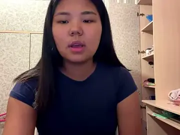 JohannaMickiewicz  live sex cam