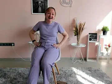 KelliMonas  live sex cam