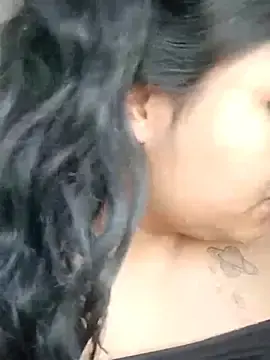 Milatoro  live sex cam