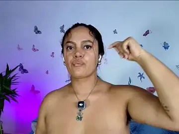 VICTORIABLACK_@xh  live sex cam