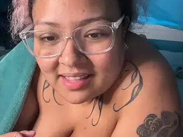 Chilepinaaa  live sex cam