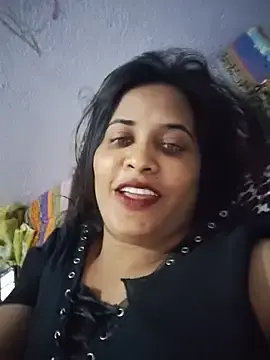 Cute_radhikaa  live sex cam