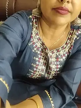 Joya_bhabi  live sex cam