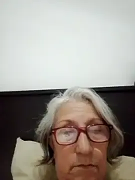 Amory63  live sex cam