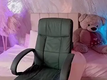 Lexy_M  live sex cam