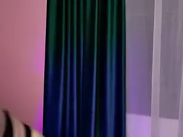 Lunnaazure  live sex cam