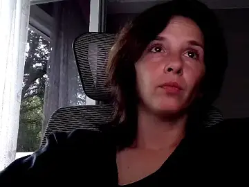 SmokerLety  live sex cam