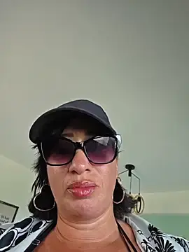 TheGoddessBianca  live sex cam