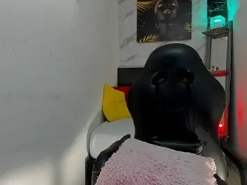 _tinny_jr  live sex cam