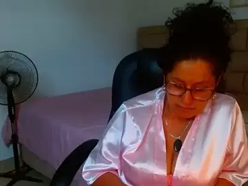 Juanitaaxoox  live sex cam