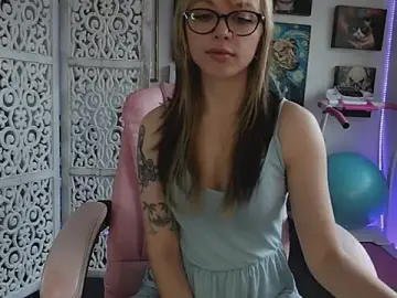 Makiyahbelle  live sex cam
