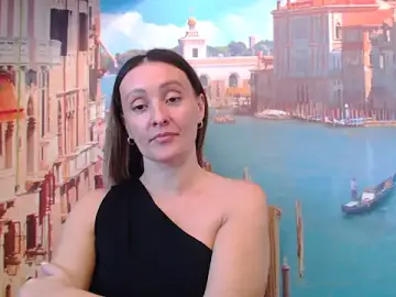 Calirea  live sex cam