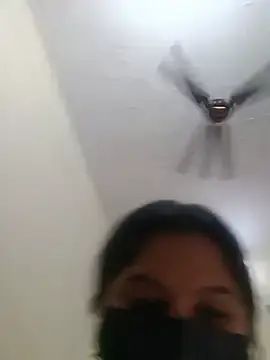 Cute_avni099  live sex cam