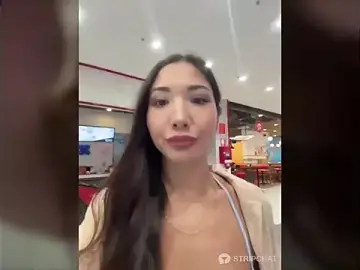 Cuttybaby  live sex cam