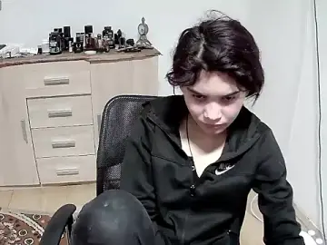 MalloryMyers  live sex cam