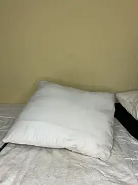 MiyaXo2  live sex cam