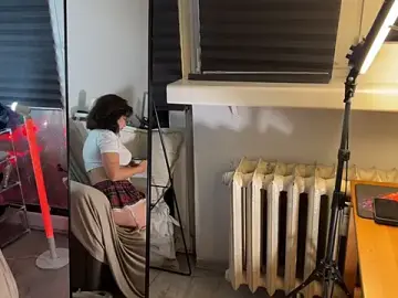 PrettyNika  live sex cam
