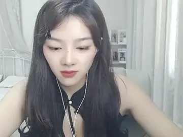 Romy-sweet  live sex cam