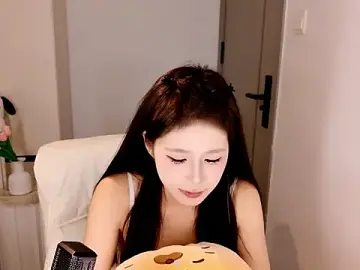 Yuanyuan-718  live sex cam