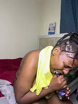 Cintahh  live sex cam