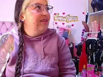 Lanaqueen699  live sex cam