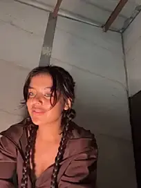 Mariannella  live sex cam