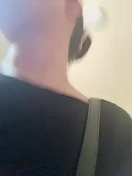 Amamos333  live sex cam