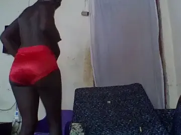 Big_mummi  live sex cam