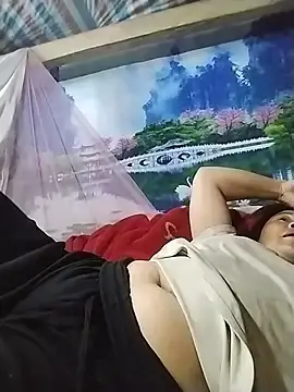 Caily-ly  live sex cam