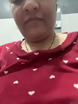 Hanny_Beby143  live sex cam