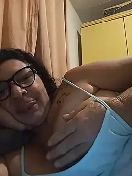 Milena1000  live sex cam