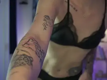 RubyFrost  live sex cam