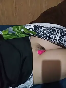 Suca-babyy  live sex cam