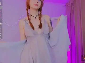 WICKEDEMBER  live sex cam