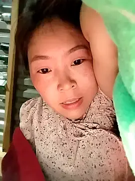 Yiyoongg  live sex cam